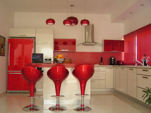 Cozinha Moderna Linda e Vermelha